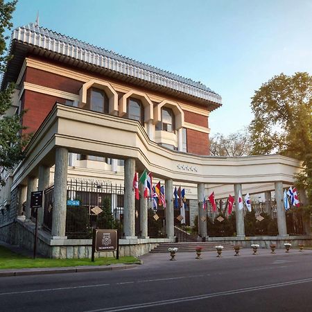 The Dostyk Hotel Almaty Bagian luar foto