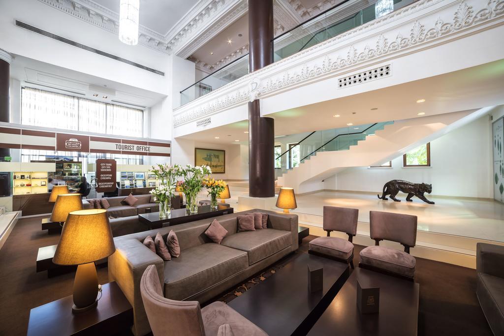 The Dostyk Hotel Almaty Bagian luar foto