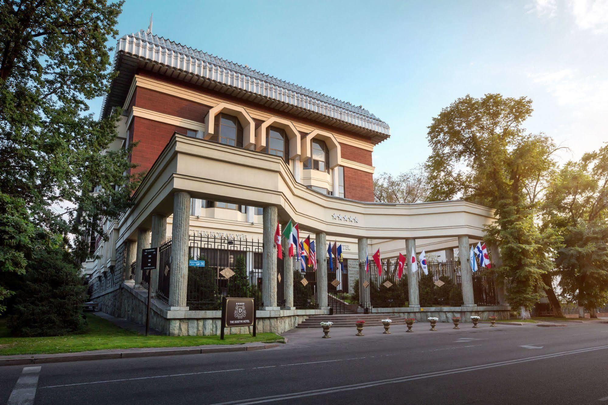 The Dostyk Hotel Almaty Bagian luar foto
